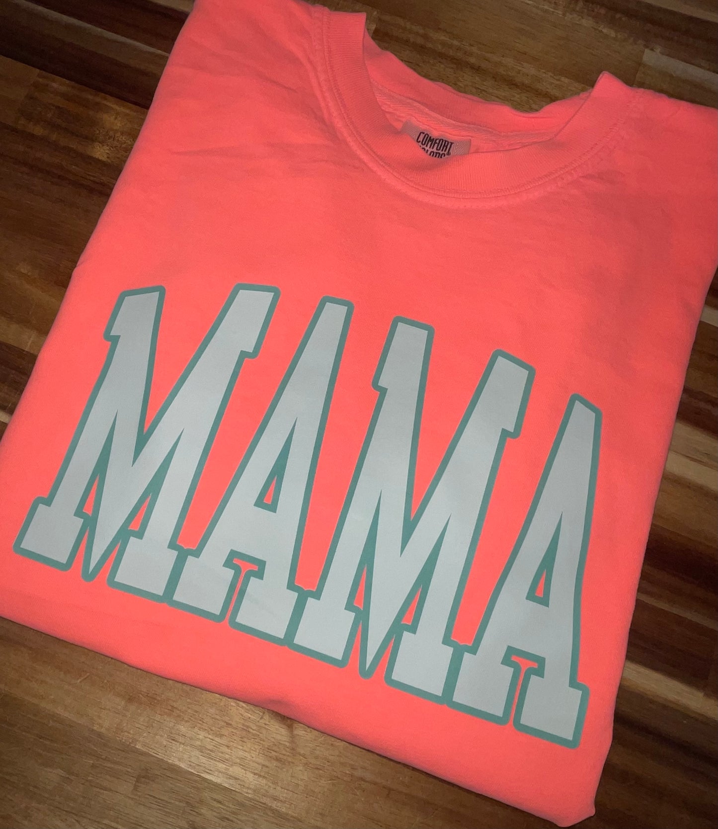 Peachy Mama Tee