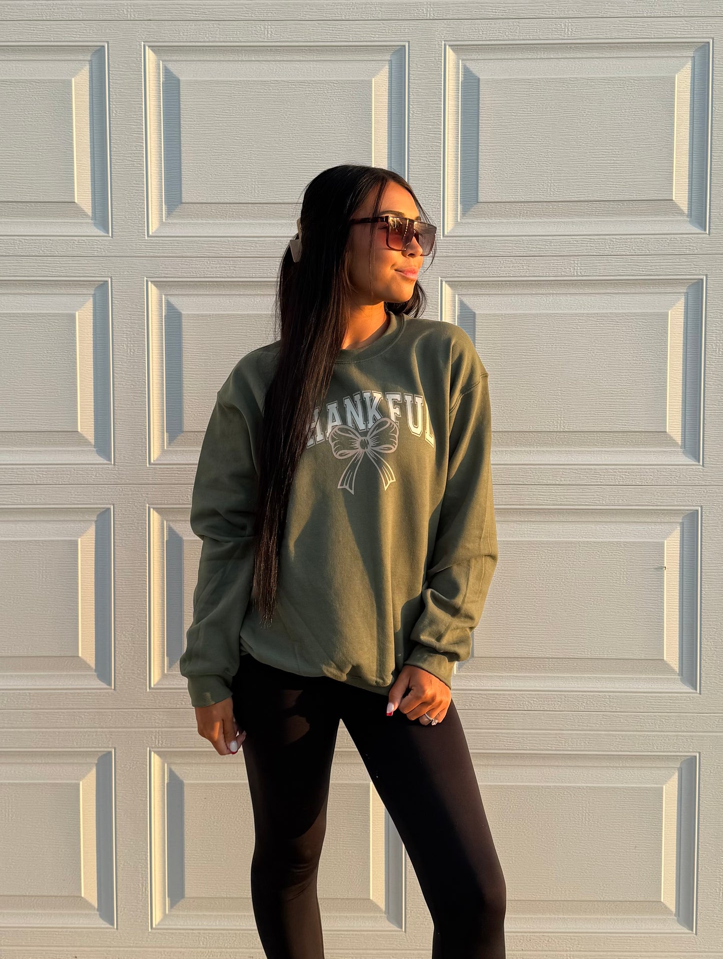 Thankful Crewneck In Military Green